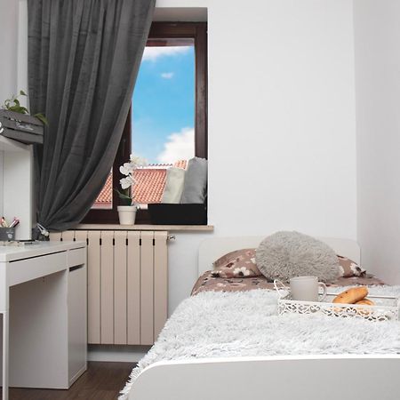 Apartments Ariana ウマグ エクステリア 写真